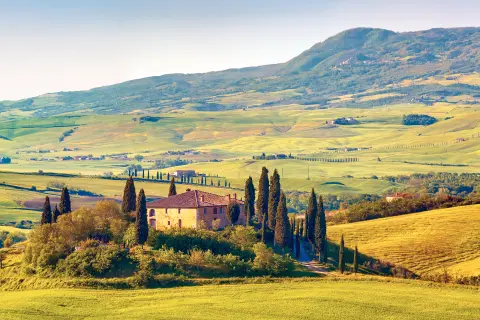 Wide shot of Tuscan countryside.