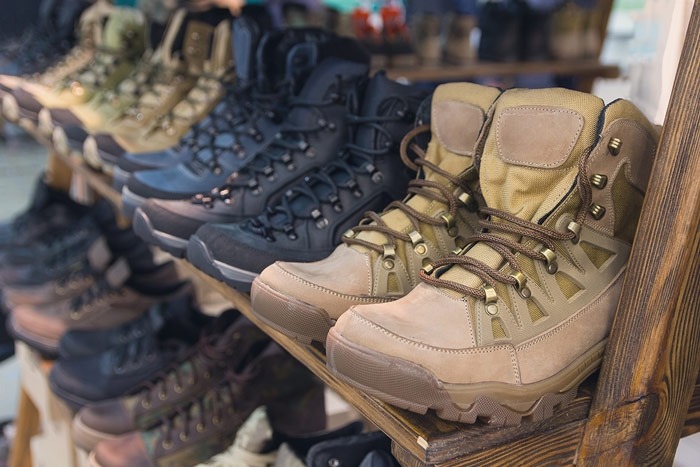 choosing hiking boots