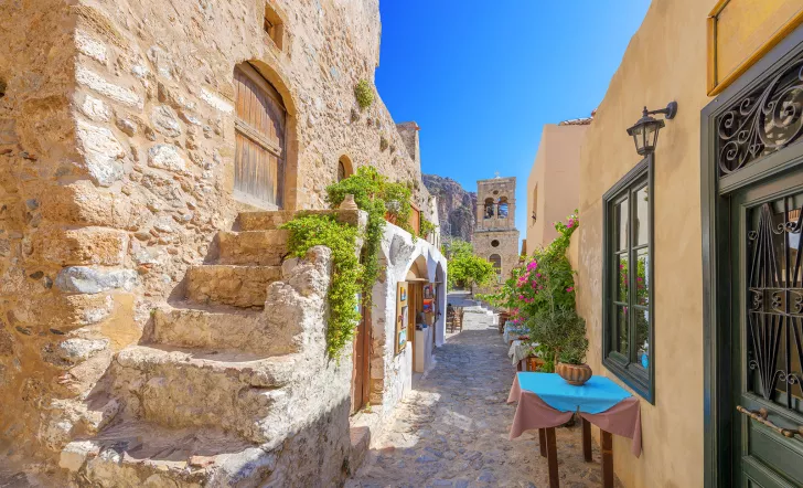 Italian & Swiss Alps Women's Hiking & Walking Tour | Backroads