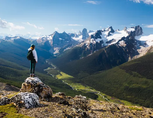 Canadian hiking trips top