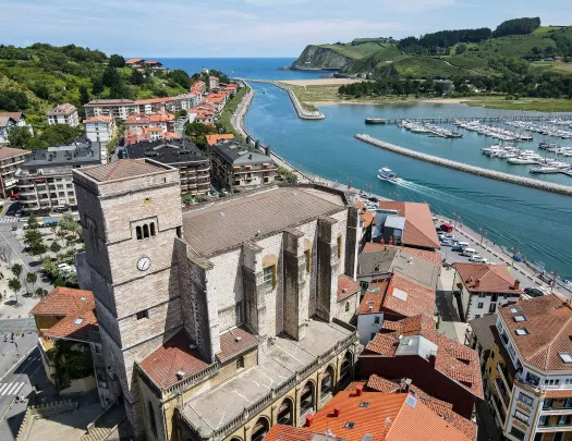 Wide shot of  Catedral de Ávila on the French coast.