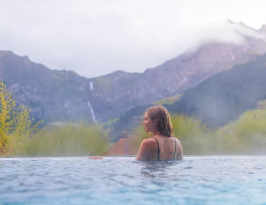 Backroads guest in infinity pool