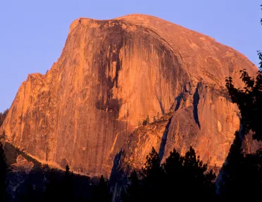 Large mountain illuminated by the sunet