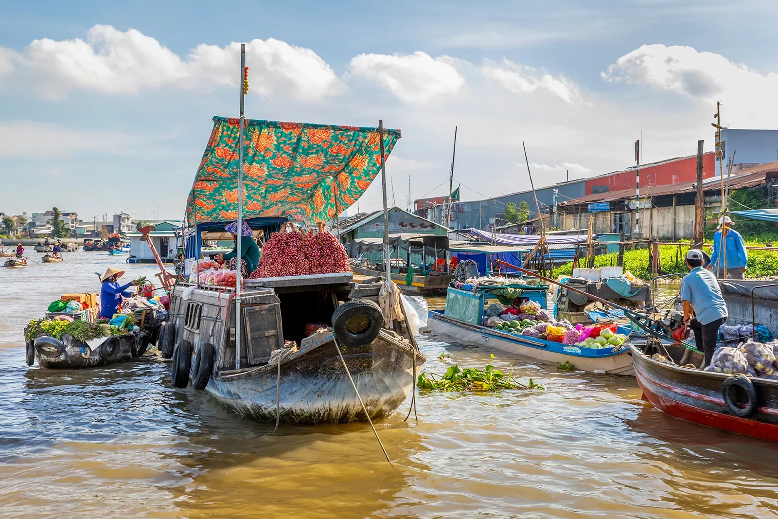 Boats in the shallow rivers of Vietnam