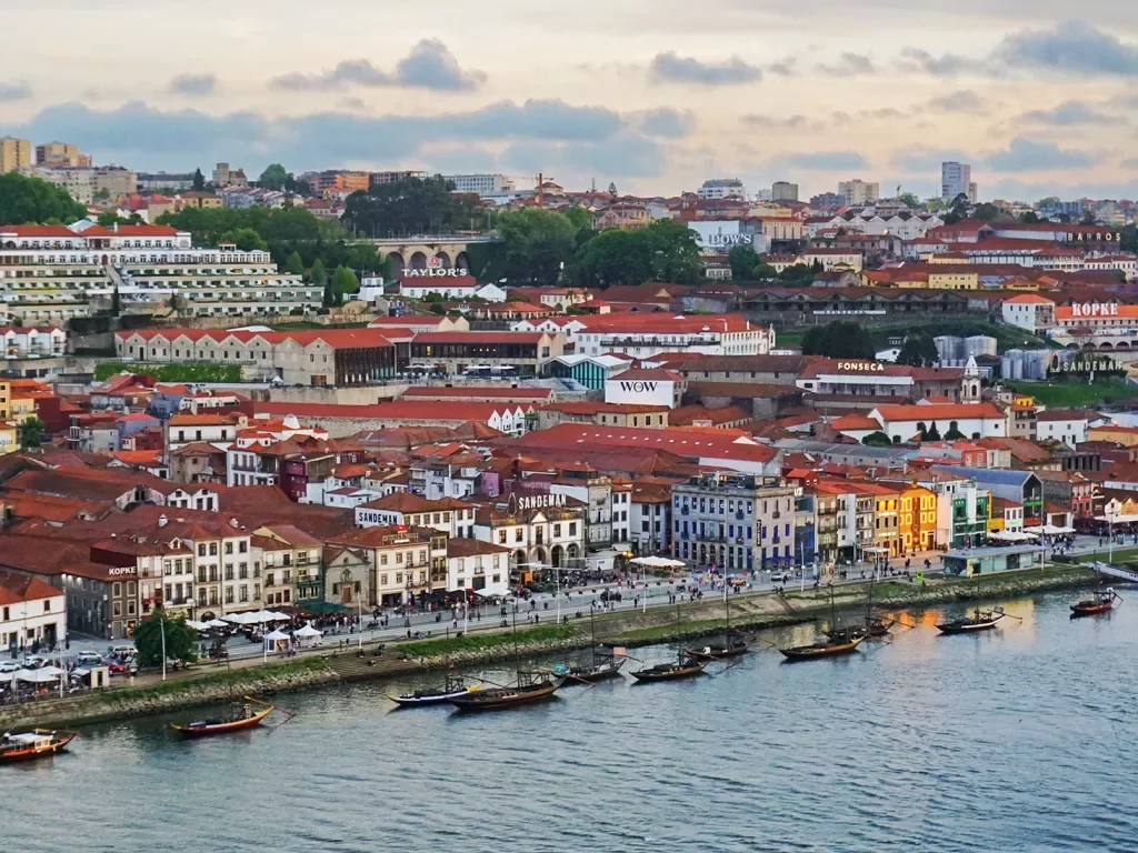 Wide shot of Porto coastline.