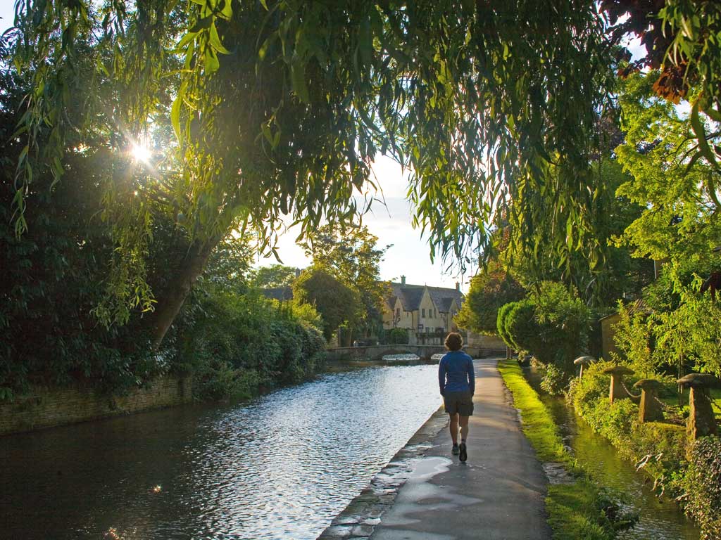 Walking Tours England Cotswolds Hiking Trips Backroads